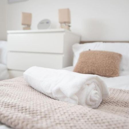 Casa Grey Home Away From Home เบอร์มิงแฮม ภายนอก รูปภาพ
